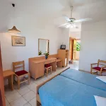 Pyli Bay 3* مارماري