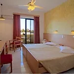 Pyli Bay 3*