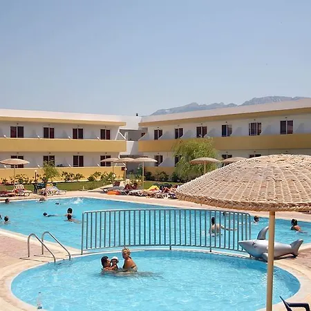 Pyli Bay ホテル 3*