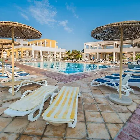 Hotell Pyli Bay 3*