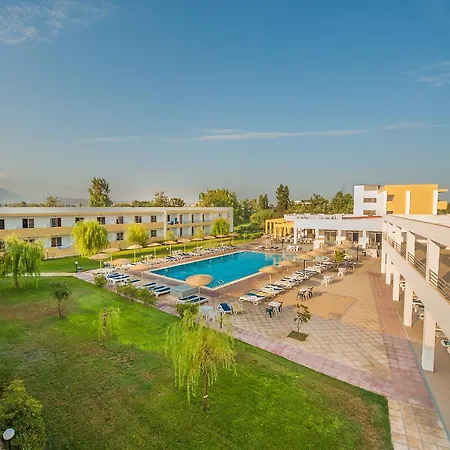 Pyli Bay فندق 3*